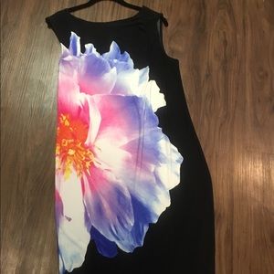 🎲 Maggy London Floral Shift Dress